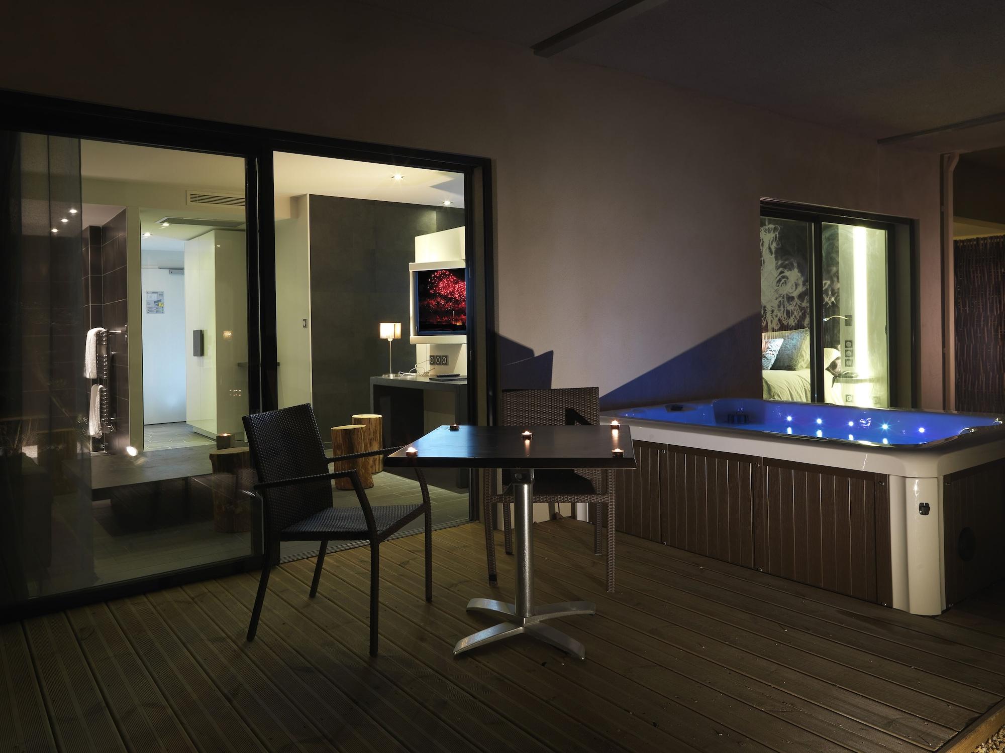 Hotel Le Parc - La Table De Franck Putelat Каркасон Екстериор снимка
