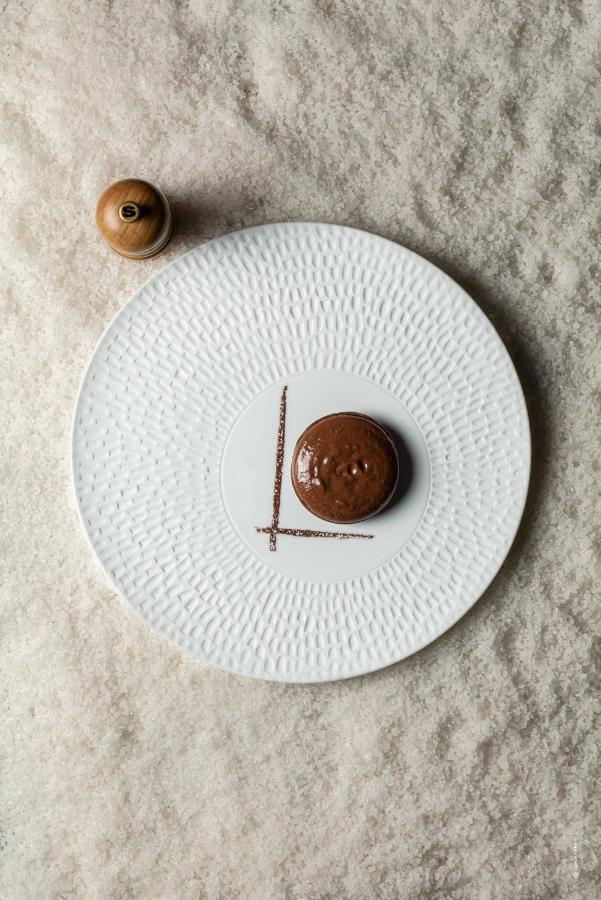Hotel Le Parc - La Table De Franck Putelat Каркасон Екстериор снимка
