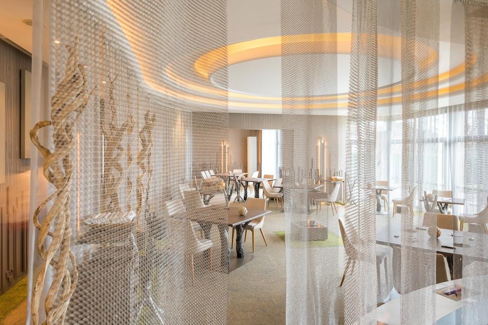 Hotel Le Parc - La Table De Franck Putelat Каркасон Екстериор снимка